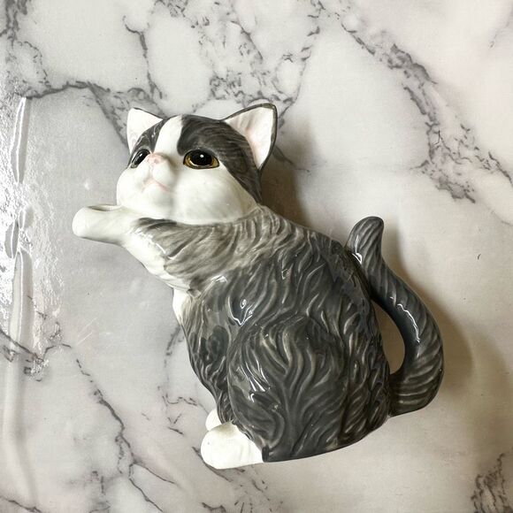 Hearth and Home kitten creamer - Picture 1 of 6